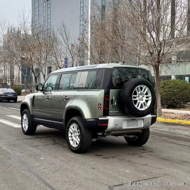 20款路虎卫视110四门2.0T港口促销中