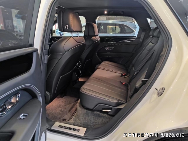 21款美规添越 内饰科技感十足 天津港口现车 318万