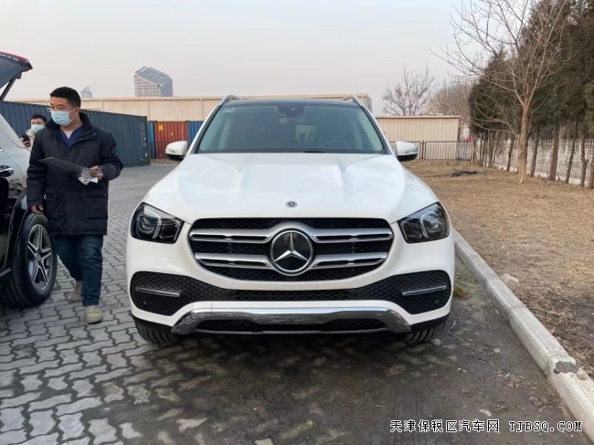 21版奔驰GLE450天津港口现车钜惠中 3.0T仅售73万 