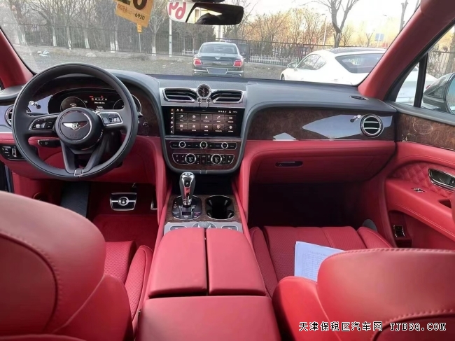 21款美版宾利添越4.0港口狂降40万