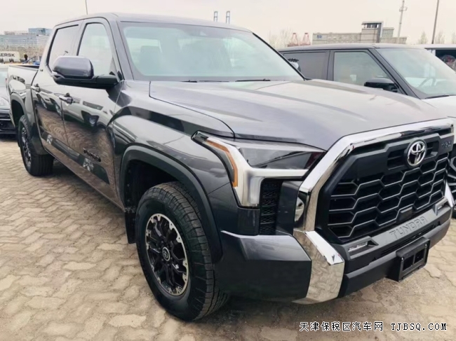 22款全新丰田坦途TRD越野版 月底现车特价61.5万