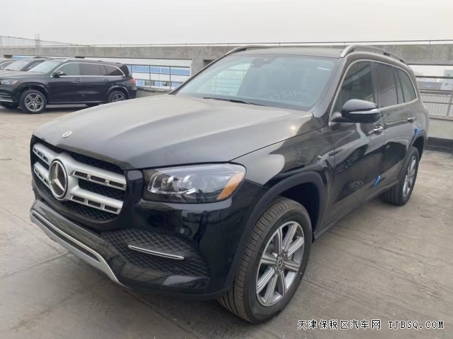 22款奔驰GLS450 天津港保税区现车特价110万