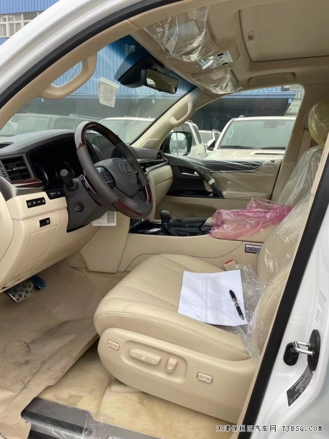 2021款雷克萨斯LX570限量S版港口热卖中