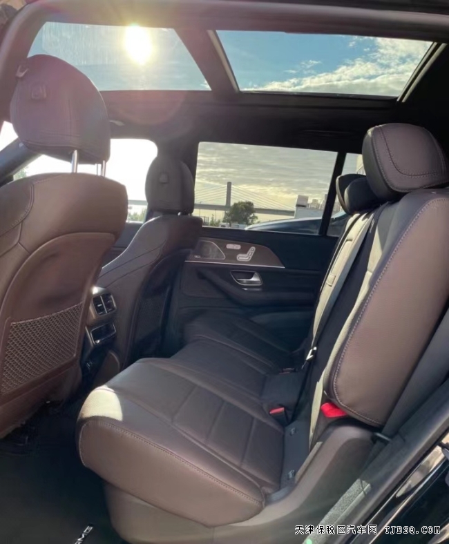 2021款加版奔驰GLS450配置丰富港口热销