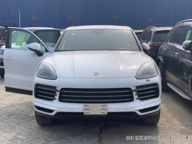 21款保时捷卡宴3.0T港口促销中