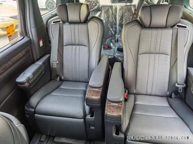 20款3.5L丰田埃尔MPV车型中的经典