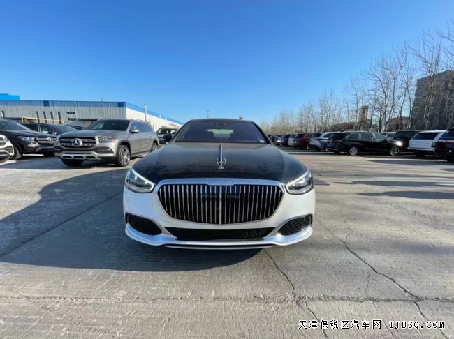 21款迈巴赫S580D级车的天花板