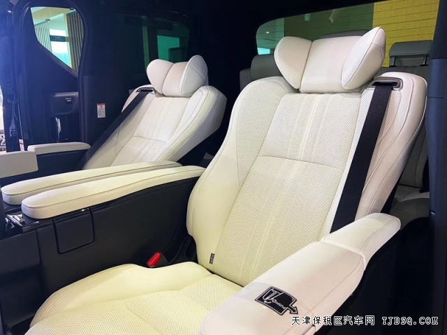 21款平行进口雷克萨斯LM300现车报价 