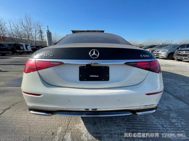 21款迈巴赫S580D级车的天花板