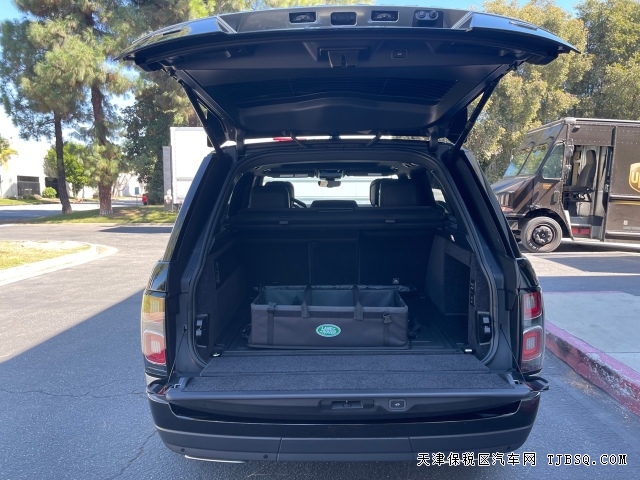 21款平行进口路虎揽胜行政HSE彰显霸气