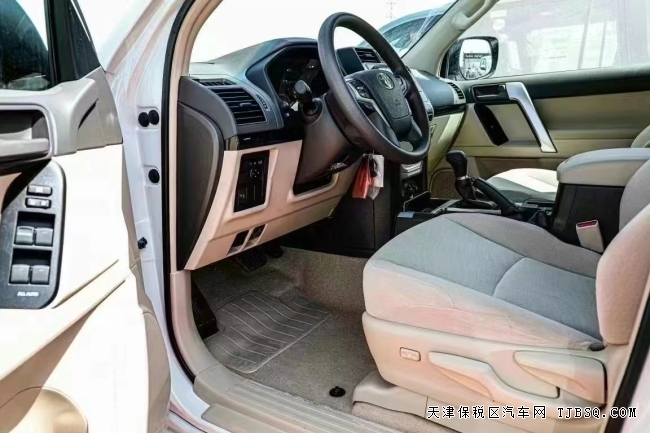 22款霸道2700国六港口预售中