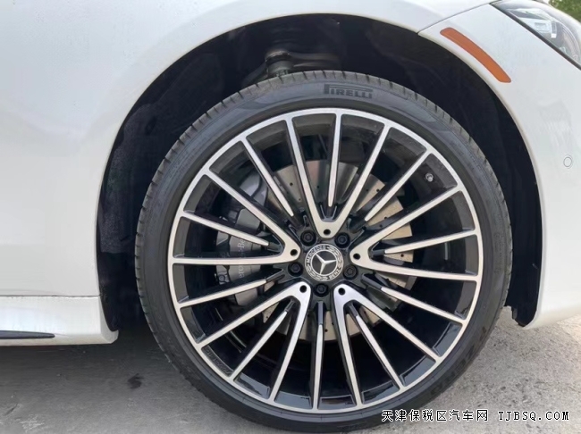 22款美版奔驰S500四驱长轴港口热卖中