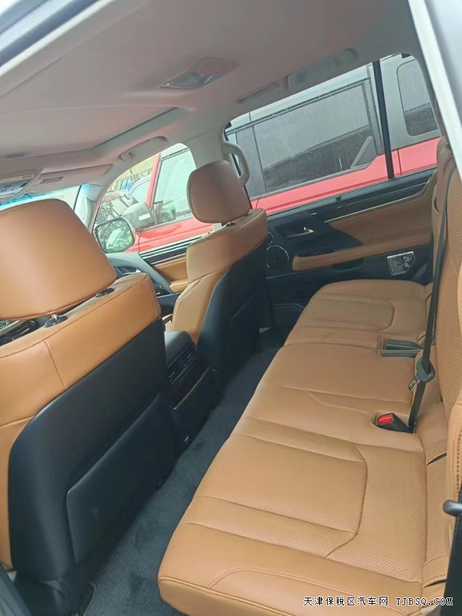 21款雷克萨斯LX570美版豪华包 特价现车仅售170万