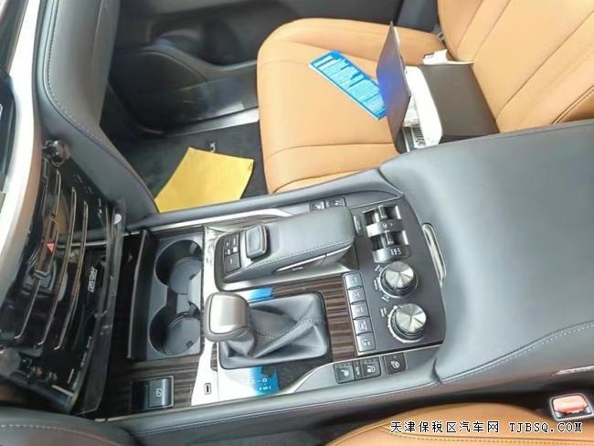 21款雷克萨斯LX570美版豪华包 特价现车仅售170万