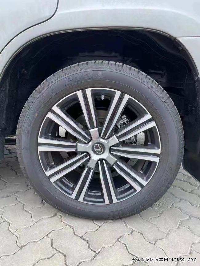 21款雷克萨斯LX570美版豪华包 特价现车仅售170万