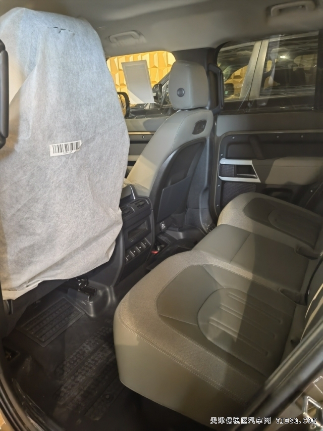 21款平行进口路虎卫士港口现车 配置齐全 不加价 随时提