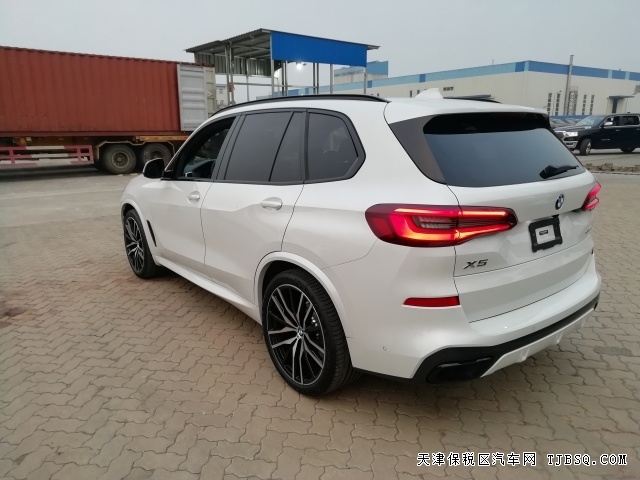 21款平行进口宝马X5港口现车 配置齐全 价格优惠 21款平行进口宝马X5港口现车 配置齐全 价格优惠