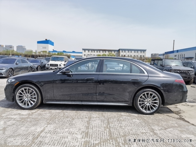 21款平行进口奔驰S580 港口现车 配置齐全 价格优惠