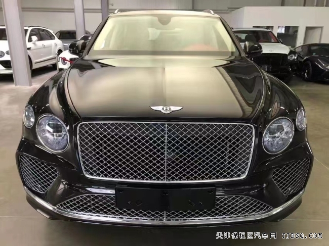 添越 22款 4.0T 五座 奢华座驾 天津港口热卖中 心动价336万