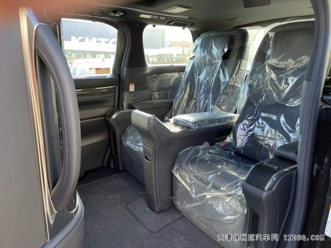 21款平行进口雷克萨斯LM300港口现车 售150万起