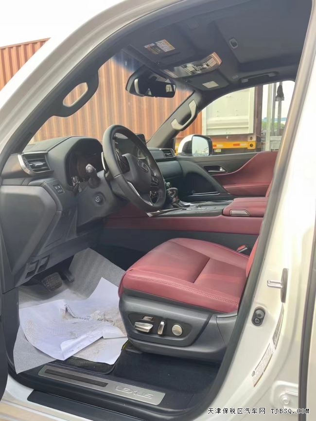 22款雷克萨斯LX600港口第一批现车