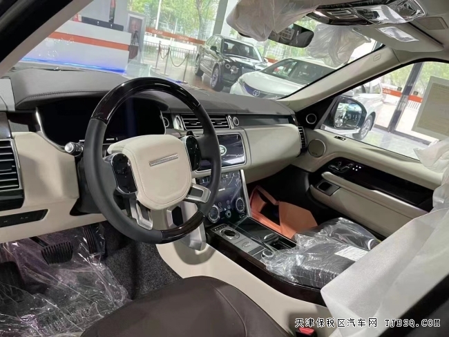 21款路虎揽胜3.0T行政VOGUE加长版 高配现车特价仅售141万