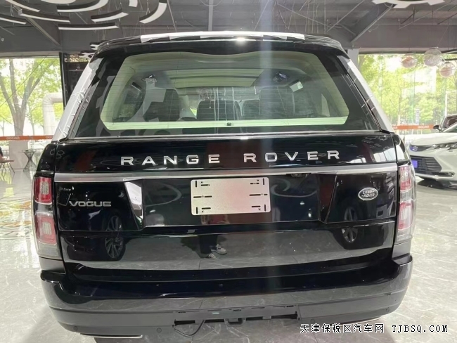 21款路虎揽胜3.0T行政VOGUE加长版 高配现车特价仅售141万