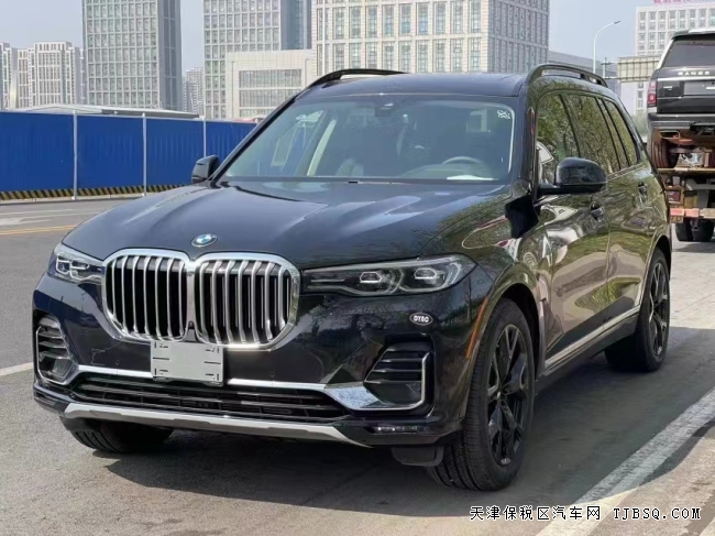 22款美版宝马X7港口特价处理中