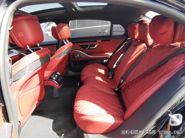 22款美版奔驰S500四驱长轴港口优惠50万