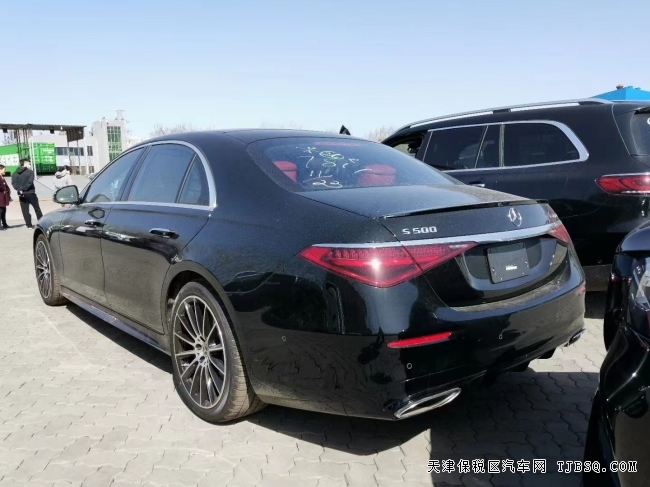 22款美版奔驰S500四驱长轴港口优惠50万