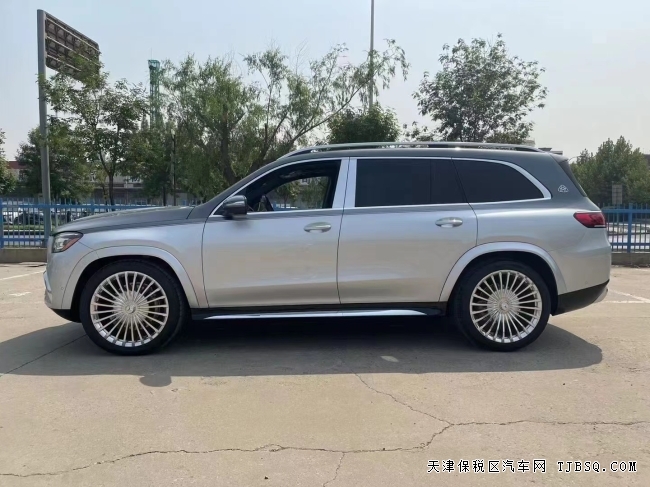 21款美版迈巴赫GLS600港口现车狂降80万 21款美版迈巴赫GLS600港口现车狂降80万