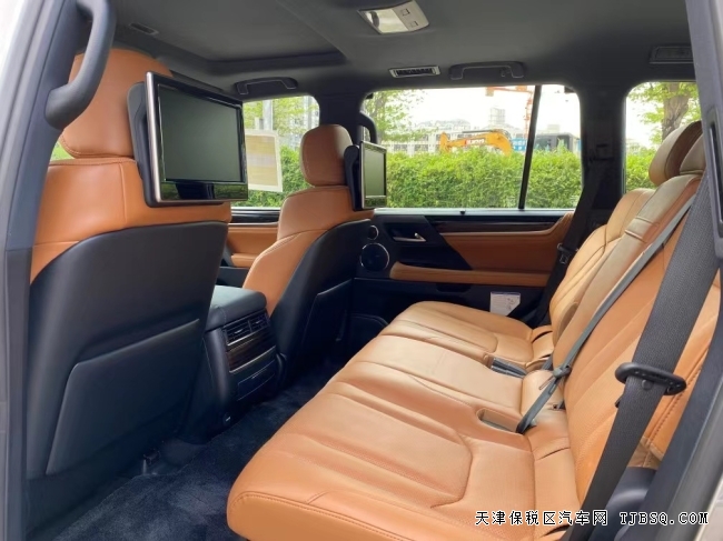 21款雷克萨斯LX570中东铂金版 港口现车特价仅售183万