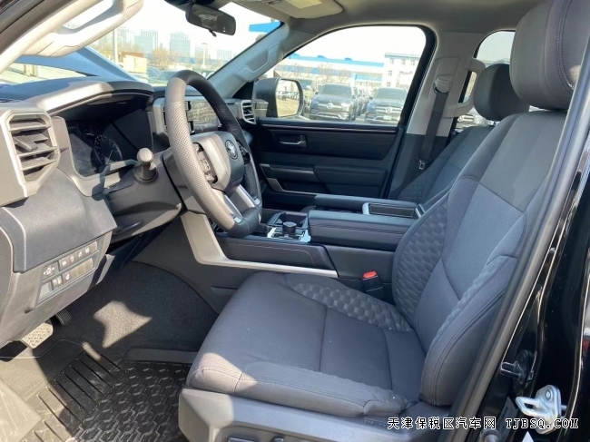 22款丰田坦途3.5T港口热卖中