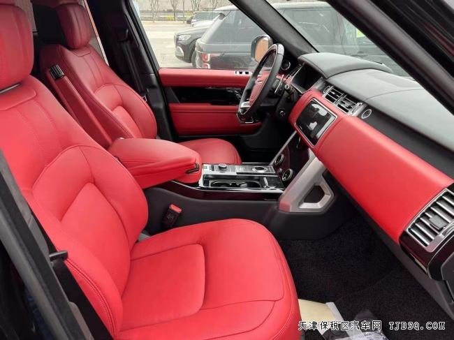 22款路虎创世加长港口特价中