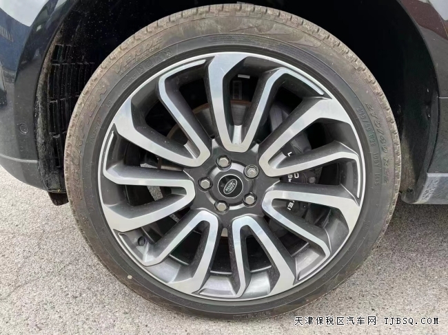 22款路虎创世加长港口特价中