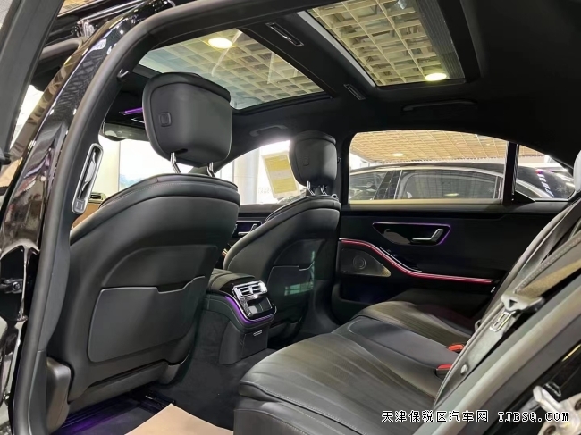 22款奔驰S500港口特价处理中 比4S点优惠40万