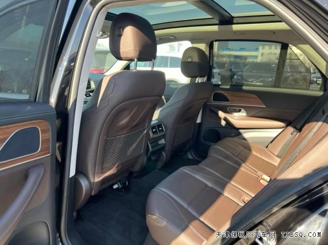 21款奔驰GLE450港口特价处理中