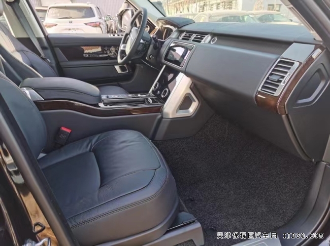 22款欧版路虎揽胜行政3.0汽油港口特价中