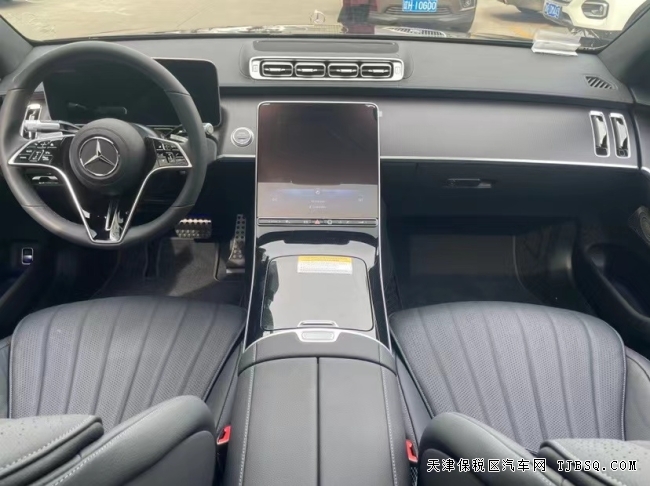 22款奔驰S500港口特价中 比中规优惠50万