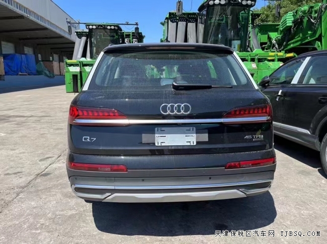 22款奥迪Q7港口现车热卖中 