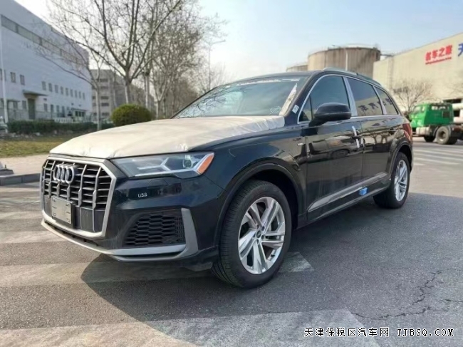 21款奥迪Q7  3.0T港口促销中
