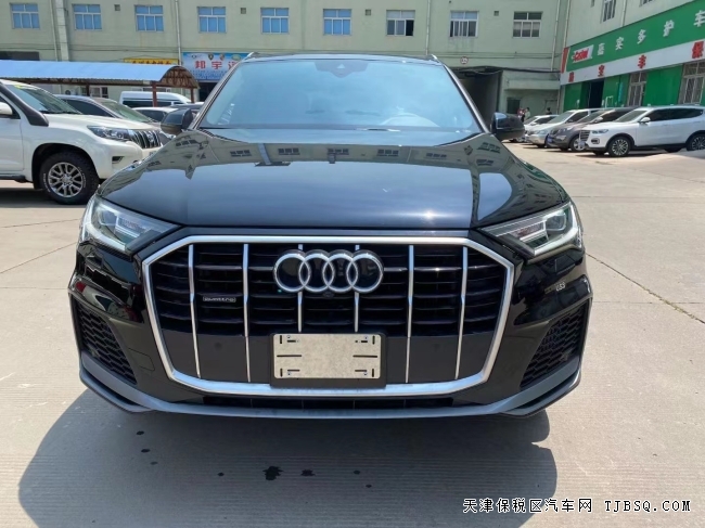 21款加拿大版奥迪Q7 3.0T 天津港口现车钜惠中