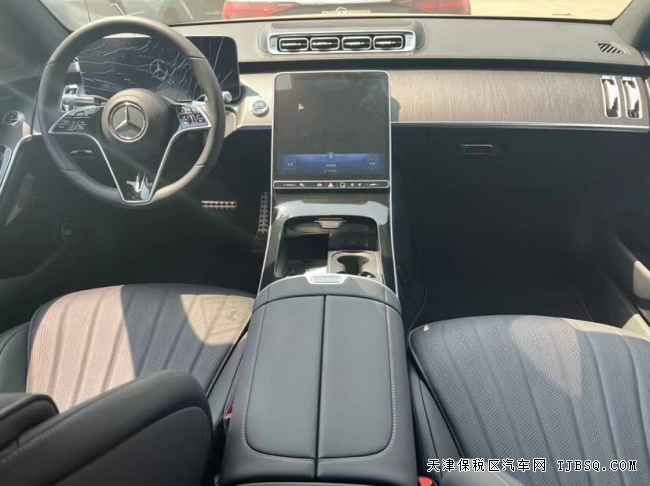 22款美规奔驰S500 港口特价处理中118.8万
