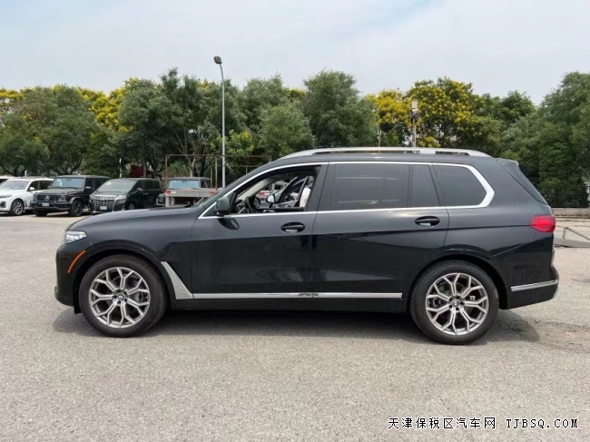 22款美版宝马X7港口特价处理中大型SUV