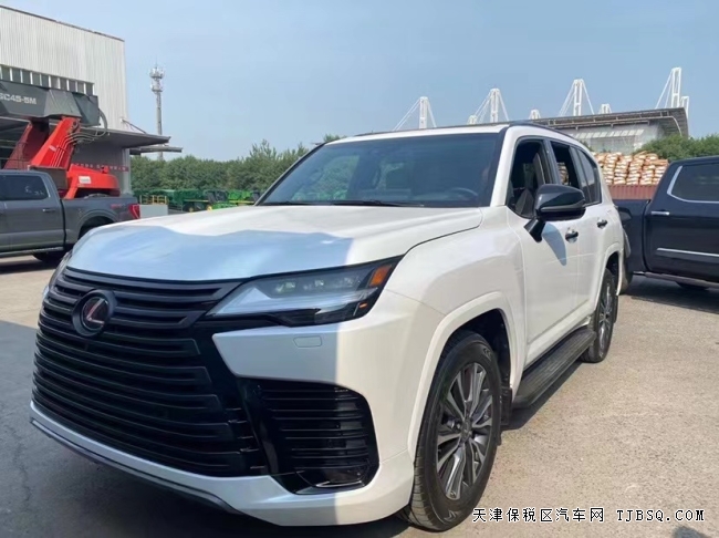 平行进口22款雷克萨斯LX600现车到店港口热卖238万