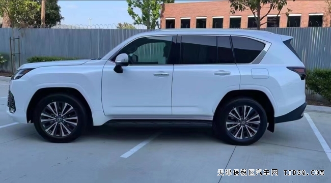 22款雷克萨斯LX600天津港口现车钜惠中