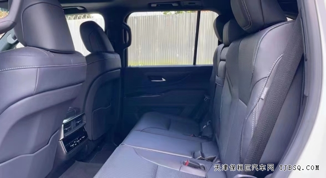 22款雷克萨斯LX600天津港口现车钜惠中