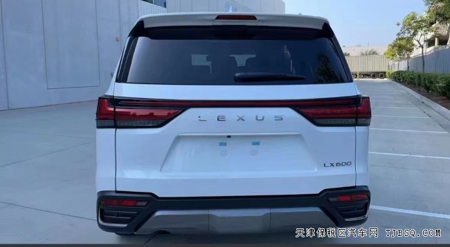 22款雷克萨斯LX600天津港口现车钜惠中