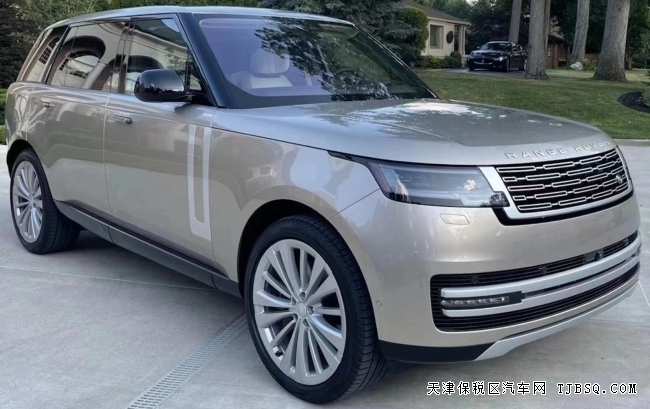 天津港平行进口车23款路虎标轴港口现车一台174飞全国