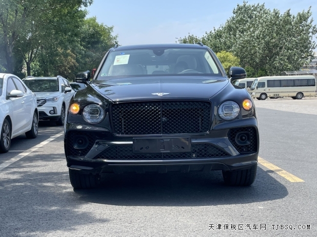 21款平行进口宾利添越稀缺白内  港口现车 手续齐全 